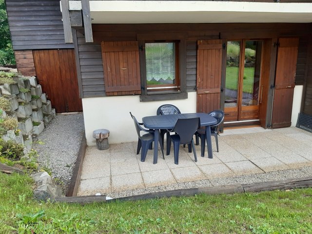 Studio 4 personnes avec terrasse - Les Carroz d'Araches