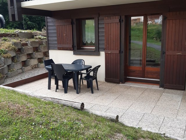 Studio 4 personnes avec terrasse - Les Carroz d'Araches