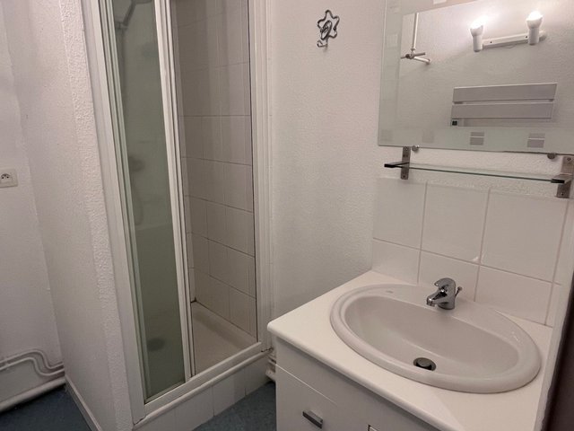 Appartement 3 pièces 6 personnes avec balcon - Super-Besse