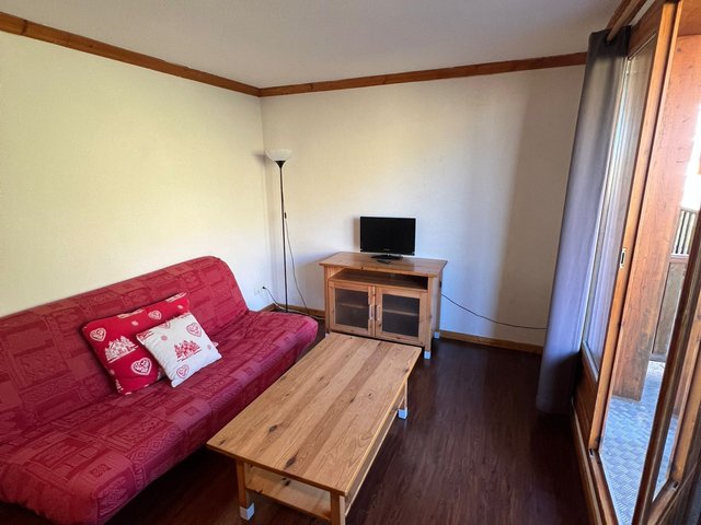 Appartement 2 pièces 4 personnes avec balcon - Super-Besse