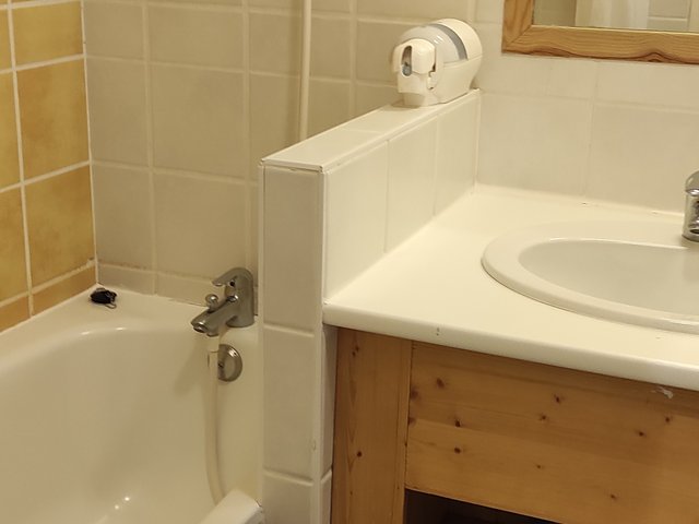 Appartement 2 pièces 4 personnes avec balcon - Super-Besse