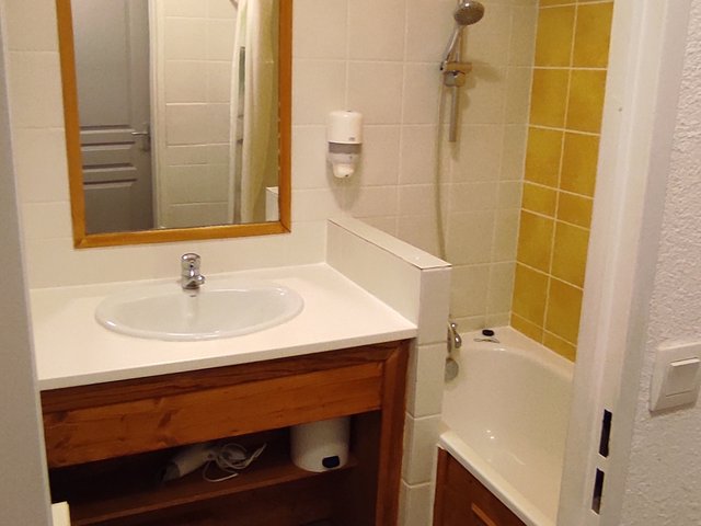 Appartement 2 pièces 4 personnes avec balcon - Super-Besse