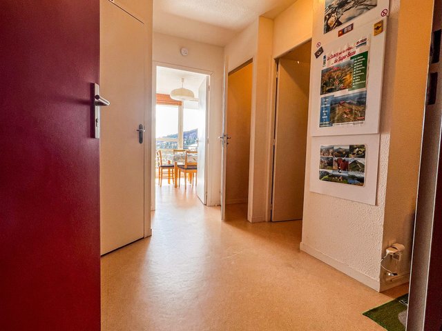 Appartement 2 pièces 6 personnes avec balcon - Super-Besse