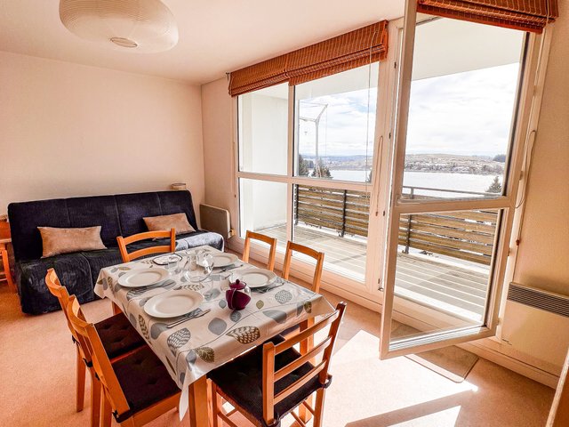 Appartement 2 pièces 6 personnes avec balcon - Super-Besse
