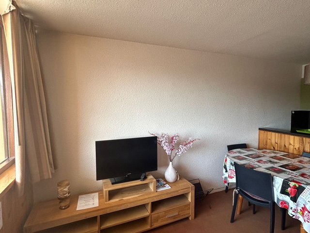 Appartement 2 pièces 4 personnes avec balcon - Super-Besse