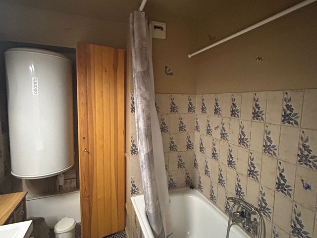 Appartement 2 pièces 4 personnes avec balcon - Super-Besse