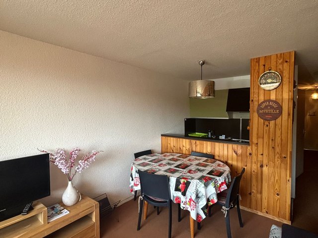 Appartement 2 pièces 4 personnes avec balcon - Super-Besse