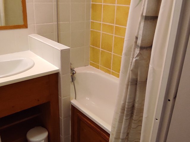 Appartement 3 pièces 6 personnes avec balcon - Super-Besse