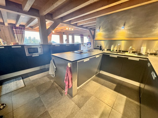 Chalet 6 pièces 8 personnes avec bain à remous - Les Carroz d'Araches