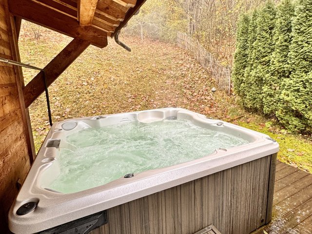 Chalet 6 pièces 8 personnes avec bain à remous - Les Carroz d'Araches