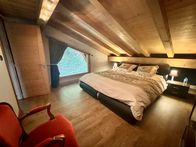 Chalet 6 pièces 8 personnes avec bain à remous - Les Carroz d'Araches