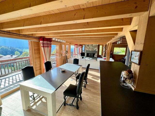 Chalet 6 pièces 8 personnes avec bain à remous - Les Carroz d'Araches