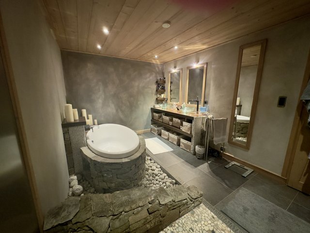 Chalet 6 pièces 8 personnes avec bain à remous - Les Carroz d'Araches