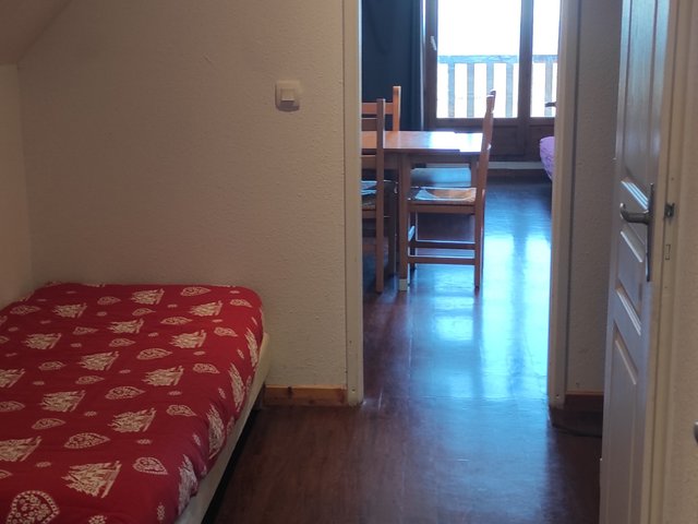 Appartement 2 pièces 5 personnes avec balcon - Super-Besse