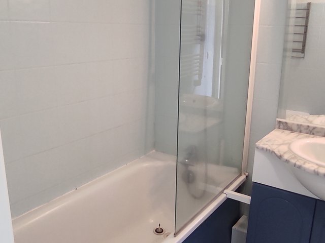 Appartement 3 pièces 6 personnes avec balcon - Super-Besse