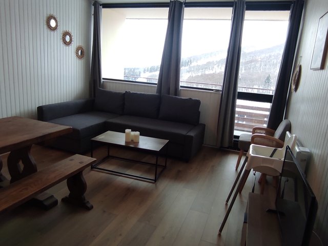 Appartement 2 pièces 5 personnes avec balcon - Super-Besse