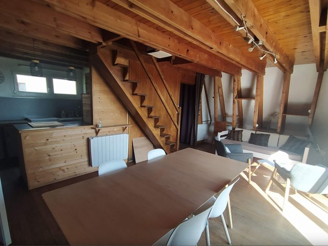 Chalet 4 pièces 8 personnes avec balcon - Super-Besse