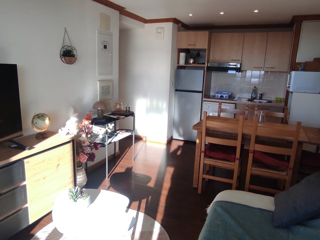 Appartement 3 pièces 6 personnes avec balcon - Super-Besse