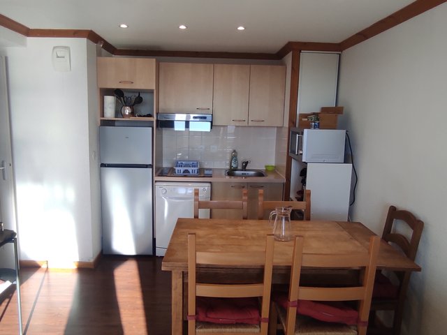 Appartement 3 pièces 6 personnes avec balcon - Super-Besse