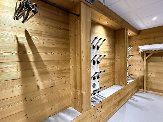 Chalet 12 pièces 14 personnes avec balcon - Super-Besse
