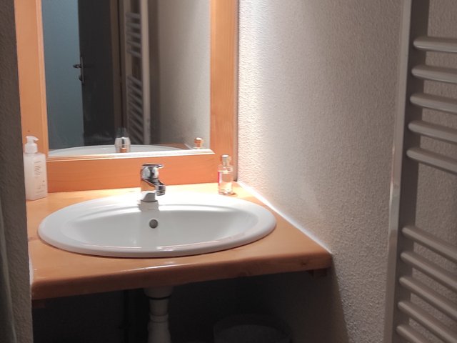 Appartement 4 pièces 8 personnes avec balcon - Super-Besse