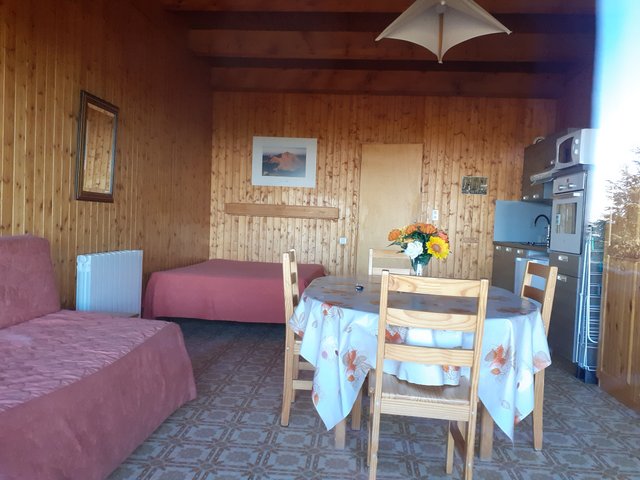 Appartement 2 pièces 4 personnes avec balcon - Super-Besse