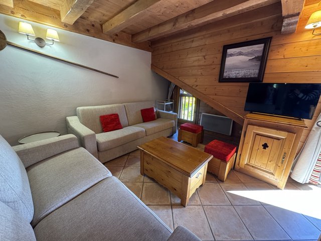 Appartement 5 pièces 8 personnes avec balcon - Les Carroz d'Araches