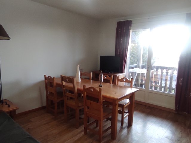Appartement 3 pièces 5 personnes avec balcon - Super-Besse