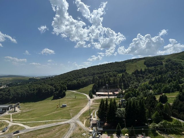 Appartement 3 pièces 4 personnes avec balcon - Super-Besse