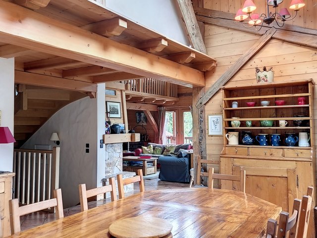 Chalet 9 pièces 14 personnes avec balcon - Combloux