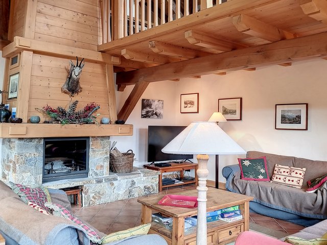 Chalet 9 pièces 14 personnes avec balcon - Combloux