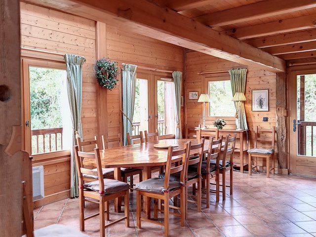 Chalet 9 pièces 14 personnes avec balcon - Combloux