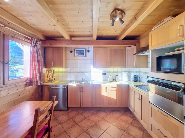 Chalet 9 pièces 14 personnes avec balcon - Combloux