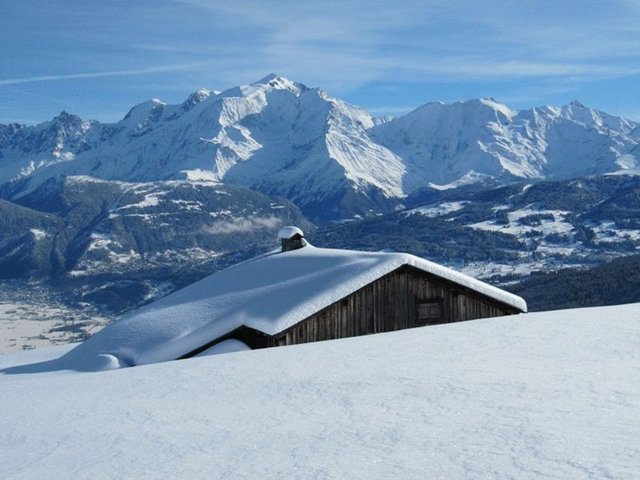 Chalet 9 pièces 14 personnes avec balcon - Combloux