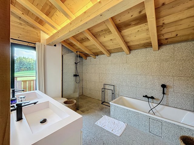 Chalet 5 pièces 8 personnes avec balcon - Combloux