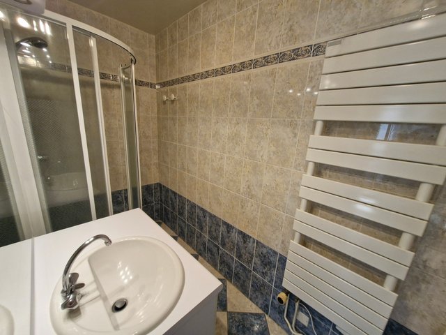 Appartement 2 pièces 4 personnes avec balcon - Super-Besse