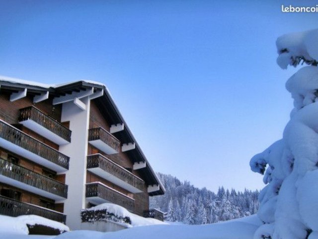 Studio 4 personnes avec terrasse - Les Carroz d'Araches