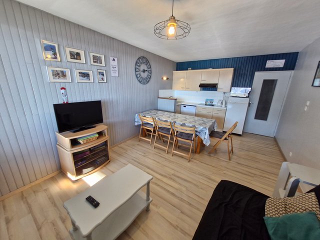 Appartement 3 pièces 7 personnes avec terrasse - Super-Besse