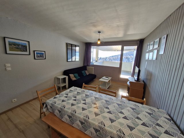 Appartement 3 pièces 7 personnes avec terrasse - Super-Besse