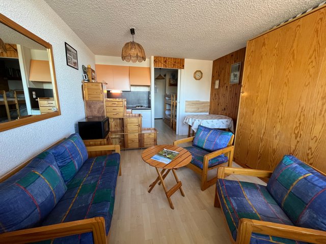 Studio 4 personnes avec balcon - Super-Besse