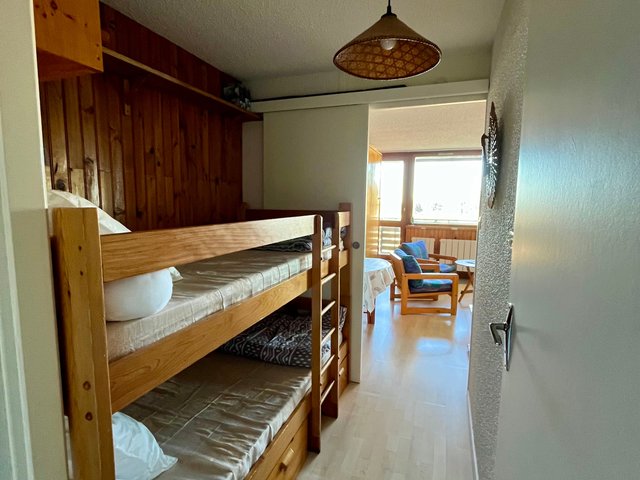 Studio 4 personnes avec balcon - Super-Besse
