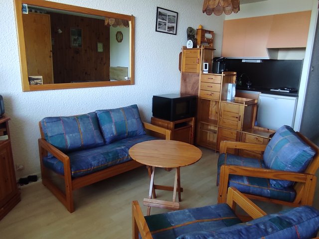 Studio 4 personnes avec balcon - Super-Besse