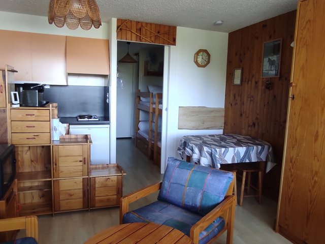 Studio 4 personnes avec balcon - Super-Besse
