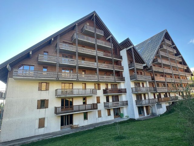 Appartement 2 pièces 4 personnes avec balcon - Super-Besse