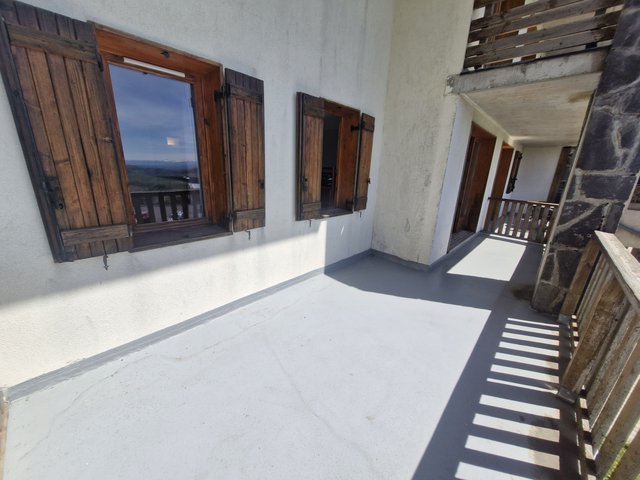 Appartement 3 pièces 6 personnes avec balcon - Super-Besse