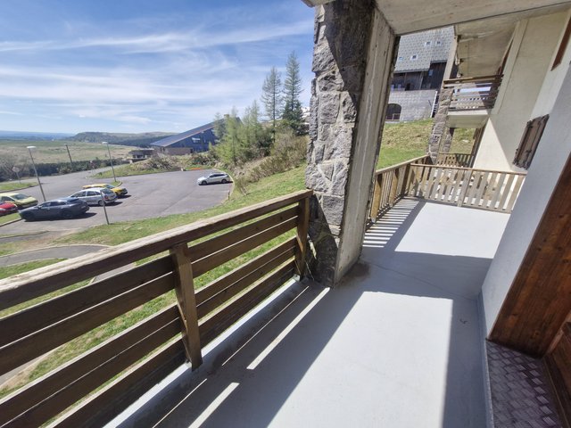 Appartement 3 pièces 6 personnes avec balcon - Super-Besse