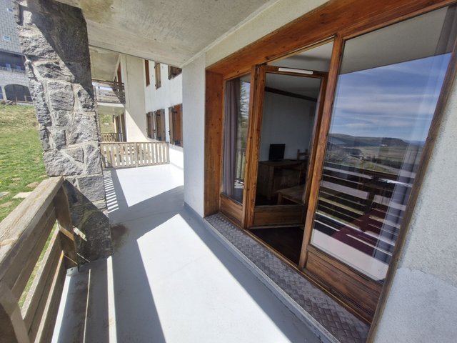 Appartement 3 pièces 6 personnes avec balcon - Super-Besse