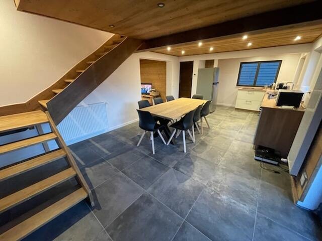 Chalet 7 pièces 12 personnes avec balcon - Super-Besse