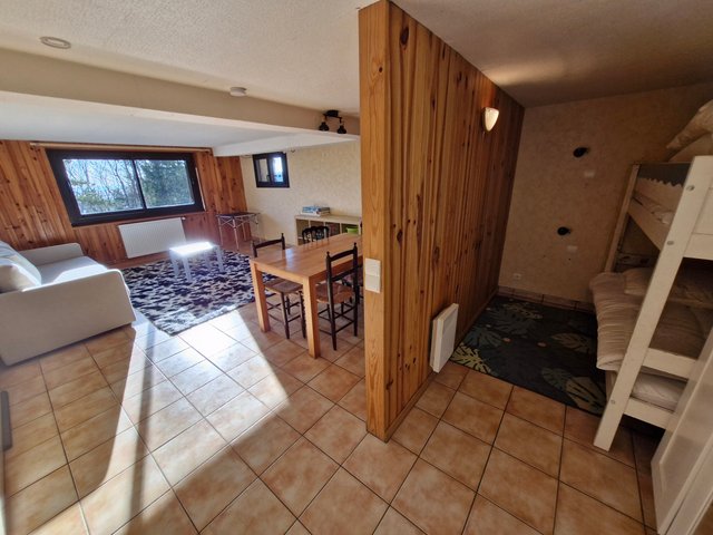 Chalet 7 pièces 12 personnes avec balcon - Super-Besse