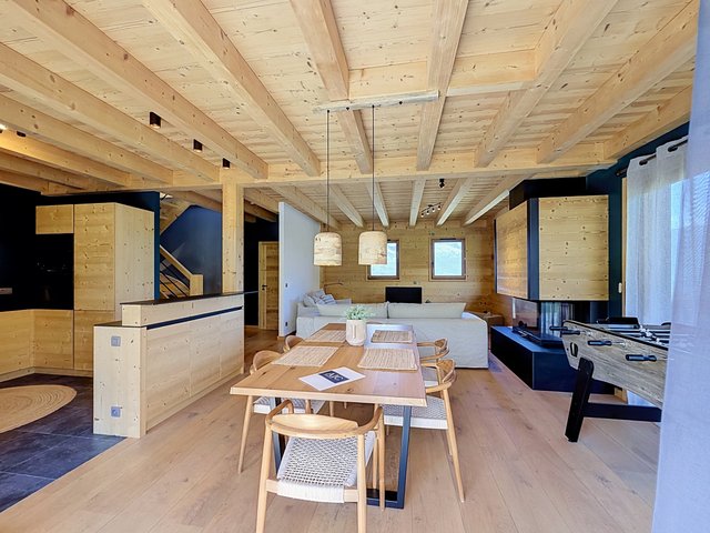 Chalet 6 pièces 6 personnes avec balcon - Combloux